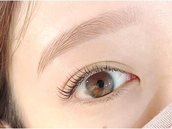 ルキア(Lukia)/アイブロウリ×パリジェンヌ