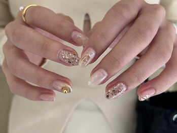 ホワイト ゴールド シンプル