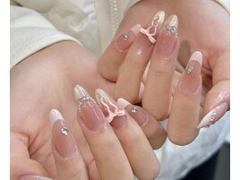 ワンホンチークフレンチデザイン