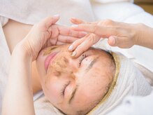 ナヴィータ アオバダイ(Navita AOBADAI)/4.剥けるハーブピーリング 導入