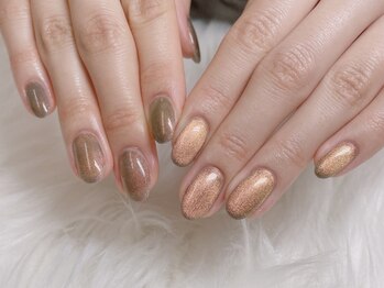 トイロ 西院店(TOIRO)/マグネットネイル