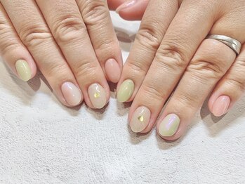 フミ(FMI)/シンプル+お好きなアート4本