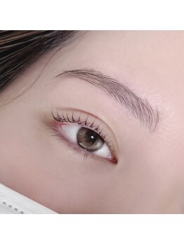 アテ(ate.)/眉スタイリング＋まつげパーマ
