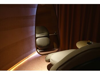 ヒミツ 勝どき店(HIMITSU)/くつろぎの個室空間