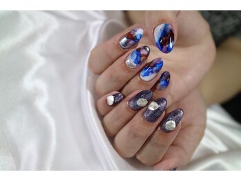 ネイルサロン R/スタイリングコース　8030円