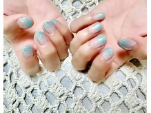 ネイルサロン K/ラメグラデーション
