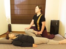 ブアサワン(Bua Sawan)/ストレッチ