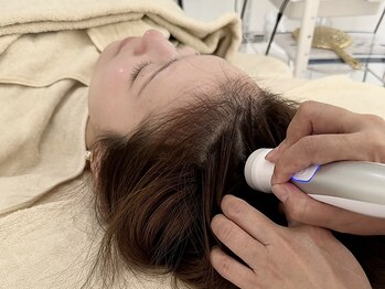 ブルーミー(BlooMe)の写真/本格ケアで育毛促進、美肌・髪のツヤとコシ・顔のリフトアップにも効果的★男性も多くご来店◎