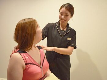ミラクルバスト 本店の写真/色々なバストサロンに行っても解決しない方必見!下垂/左右差/小胸ハリ等解決☆早めのケアで下垂を阻止!!