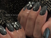 マリーネイルズ 表参道店(MARIE NAILS)/¥6,900　ブラック リボン　0130a