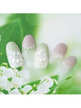 ぷっくりすずらんネイル