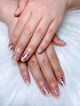 アムルーズ(Amoureuse)/ニュアンスクリアネイル♪