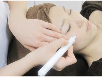 ナイン(nine)/本気のシミケア!