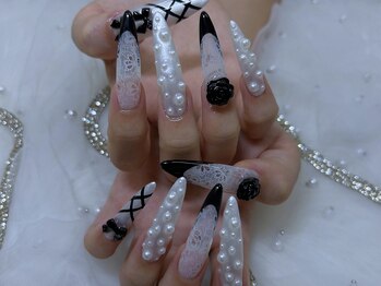 ビアス(VIAS)/ガーリーネイル