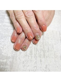 レヴィア(REVIA)/春カラーネイル