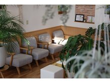 整骨院 えん/待合室です♪