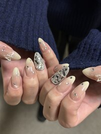 バターイエローグラデネイル