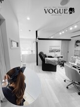 ヴォーグ 本店(VOGUE) 安田