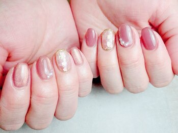 プリマ(PRIMA)の写真/[まつげ&ネイルの同時施術OK]新色・新パーツ続々入荷!定額デザインコースもパワーアップ◎フィルイン対応可