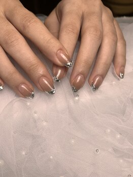 nail salon yuzeの写真/【パラジェル取り扱いサロン】お仕事をされている方も家事をする方もシンプルネイルでお洒落な毎日を♪