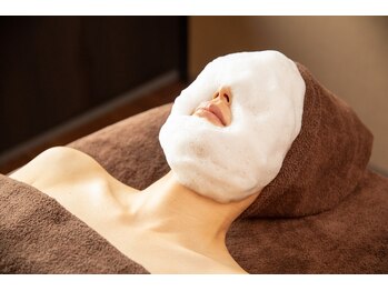 ブリエールラミール/洗顔泡パックで美肌菌育成