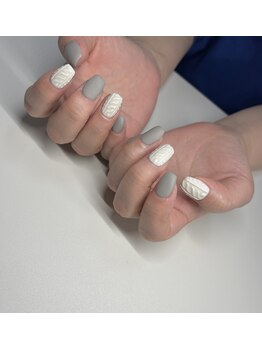 クレヴィア(Crevia)/ニットネイル
