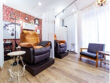 ヘアーセンス ネイル アンド アイ 西葛西(hair SENSE)の雰囲気（リラックスしてお過ごし頂ける施術スペース（半個室））