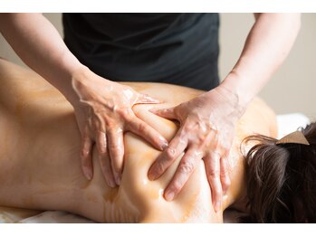 トータルエステ ユキ(YUKI)/アーユルヴェーダ