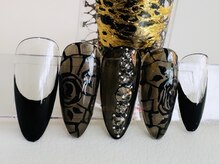 ムーンズ(Moon's)/