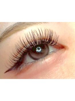 ボリュームのある目元にしたい