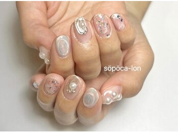 ソポカロン くずは店(sopoca lon)の写真/【ナチュラルカラーでブライダルにも合う綺麗めニュアンスネイル多数♪】スピーディー＆アートが得意♪