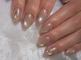 ビジューアートマグネットネイル