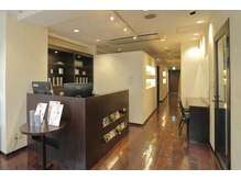 フットブルー横浜店の雰囲気（多くのメディアで紹介されたプロのフットケア専門サロン）