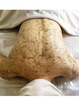 リモーブ(Limauve)/ボディもハーブピーリングケア！