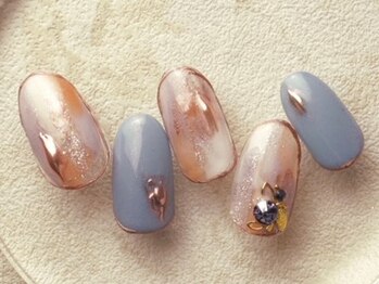 アモ ネイル(Amo NAIL)の写真/上品でシンプルなデザインをご提案♪お仕事で派手にできない方も◎ワンランク上の指先に♪大人女性にも◎