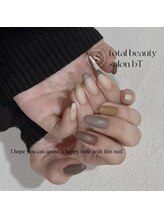 ビーティー(bT)/