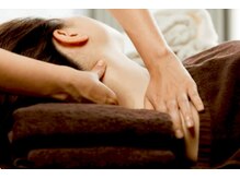 アロマミンピ/ストレートネックケア