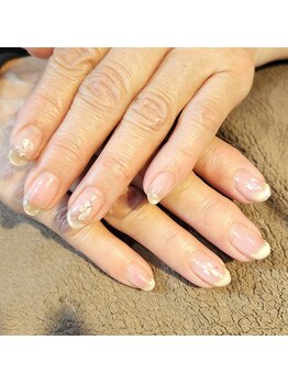 サヴァ アイラッシュアンドネイル(sava)/【うっすらチークのマググラデ】