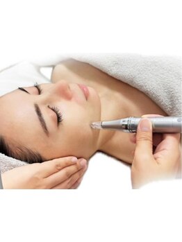 ホウレイ線・たるみ改善！予防ケア