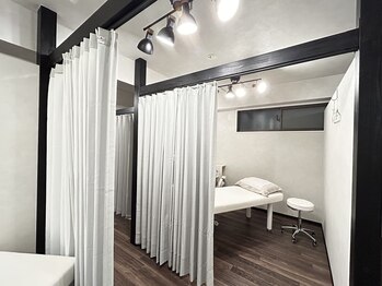 エルピス(elpis)の写真/【ピーリング】肌触りが良くなるのをご体感ください♪肌悩みに合わせた特別なパックでさらに効果UP◎