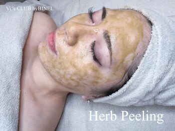 ヴィズクラブ バイ ビネル(Vi's CLUB by BINEL)