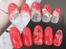 ネイルサロンセレーネ(Selene)/赤でショートネイルも大人可愛い
