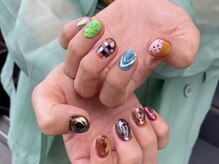 カーティシーネイルズ(curtisii NAILS)/ちぐはぐアート