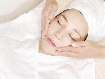 シュリ(Shri)/毛穴撃退コースで毛穴悩み解放！