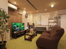 千原整骨院の雰囲気（待合室風景）