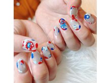 個性的アート、ニュアンスアートが得意なネイリスト所属