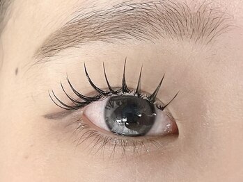 ネリネ 天神(nerine)/パリジェンヌ×エクステ