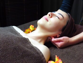 ラメール(LA MER)/首～頭の付け根までしっかりと