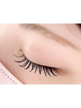 ボリュームのある目元にしたい