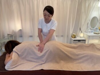 ルフルリール(Refleurir)/【6】骨盤調整も大切です♪